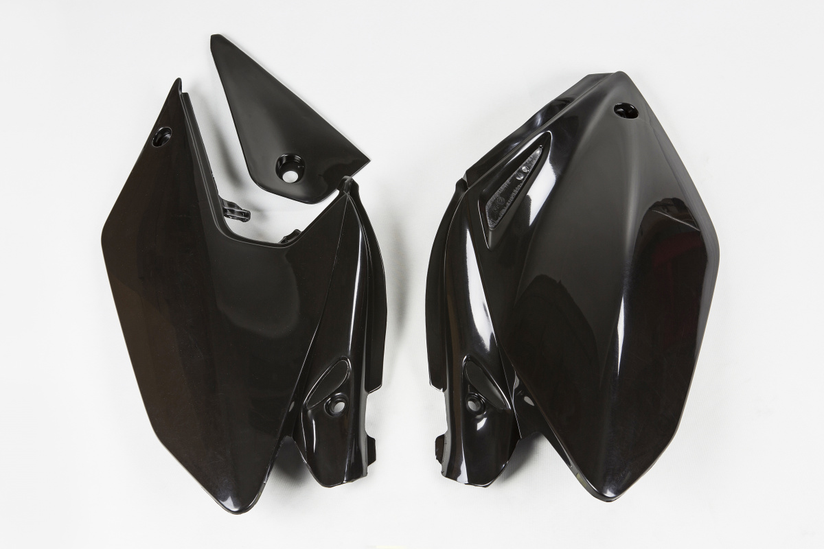 Side panels - black - Honda - REPLICA PLASTICS - HO03647-001 - UFO Plast