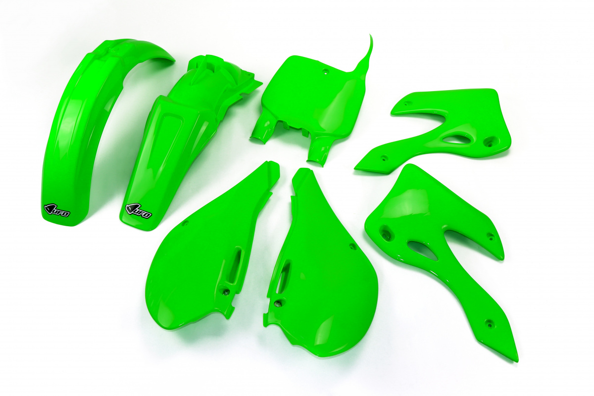 Plastic kit Kawasaki - green - REPLICA PLASTICS - KAKIT200-026 - UFO Plast