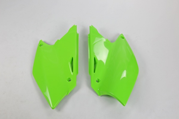 Side Panels green for Kawasaki KXF 250 (2004-05) - REPLICA PLASTICS - KA03755-026 - Ufo Plast