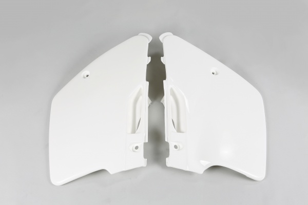 Side panels - white 047 - Kawasaki - REPLICA PLASTICS - KA02769-047 - UFO Plast