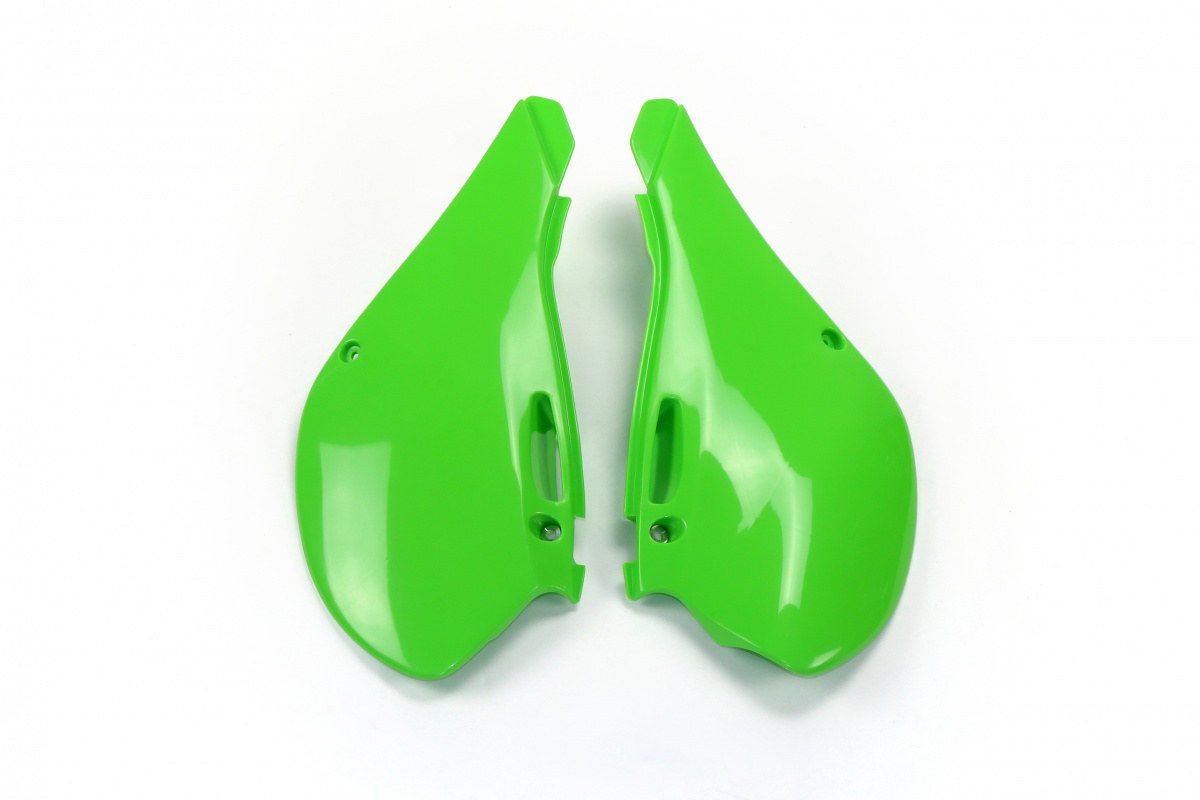 Side Panels green for Kawasaki KX 125 (1999-02) - KX 250 (1999-02) - REPLICA PLASTICS - KA03721-026 - Ufo Plast