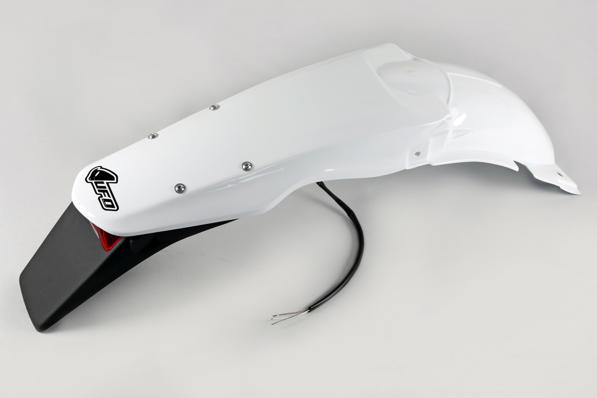 Rear Fender white for Suzuki RM 125 (2001-25) - RM 250 (2001-25) - REPLICA PLASTICS - SU03993-041 - Ufo Plast